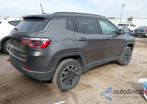 2019 Jeep Compass Trailhawk 4X4 из США, поврежденный, VIN 3C4NJDDB1KT688201
